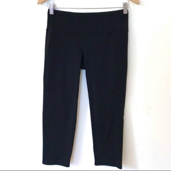 ATHLETA Capris Black Small - Picture 3 of 10